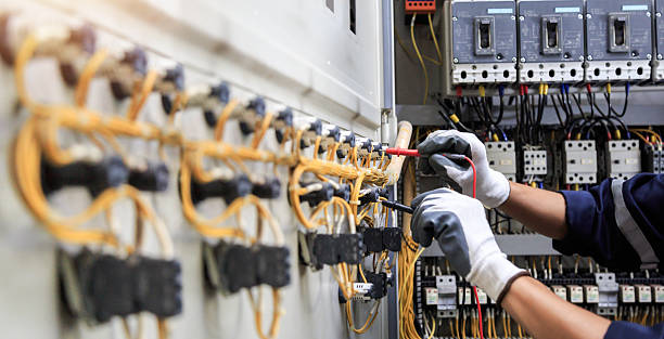 Professional Electrician technician working in Hartley, CA